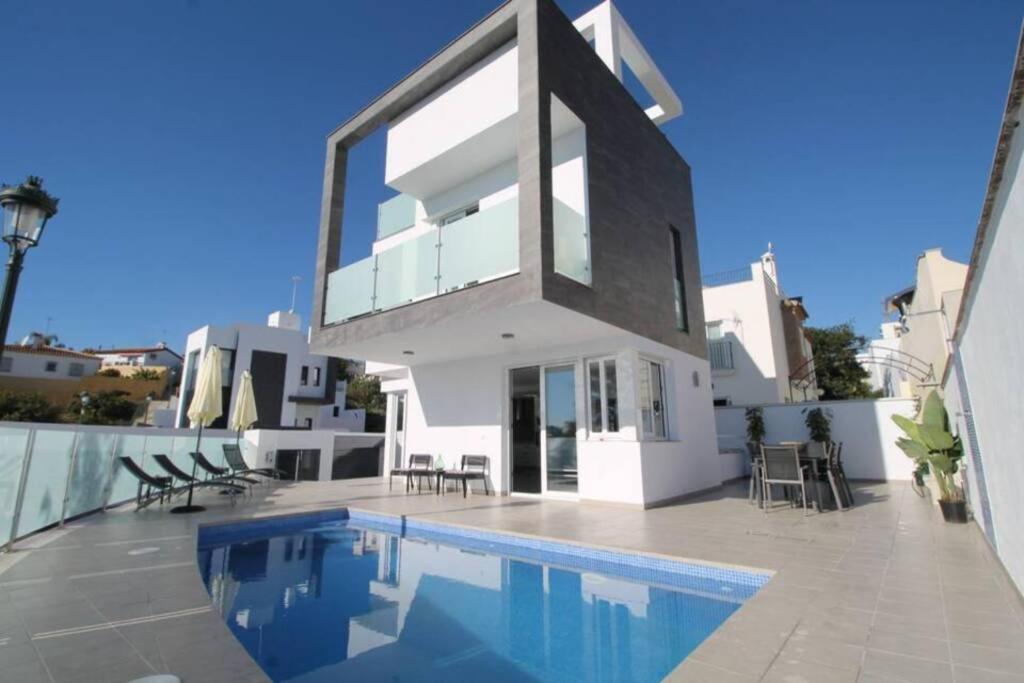 Villa Melissa เนร์คา ภายนอก รูปภาพ
